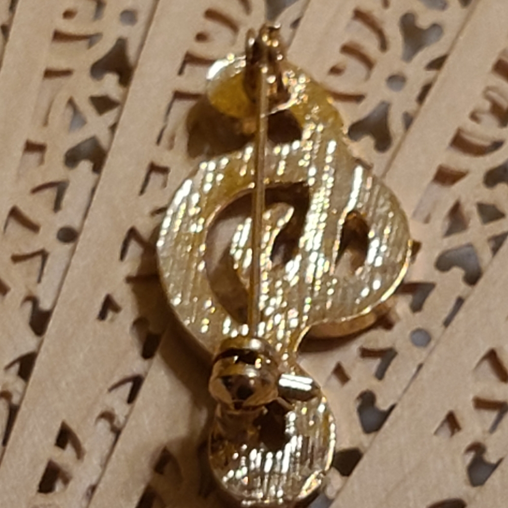Music Note Brooch Pin - Picture 7 of 7